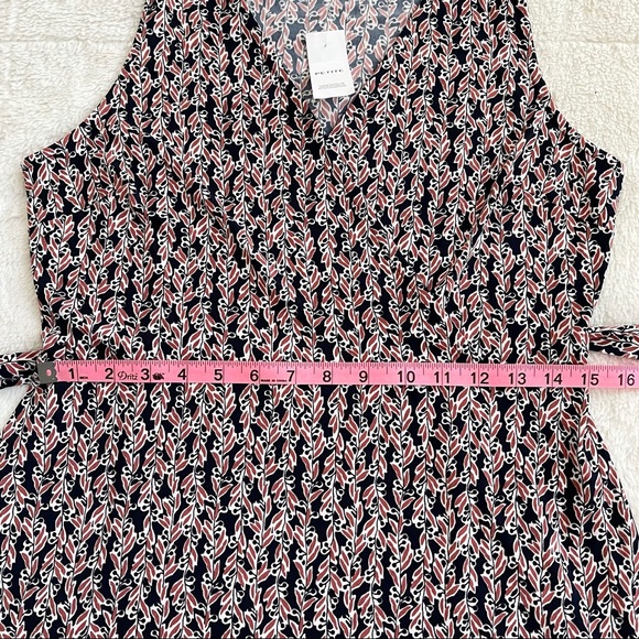 LOFT Outlet | Petite Floral Print Faux Wrap Tie Waist Dress *NWT* - Picture 11 of 12